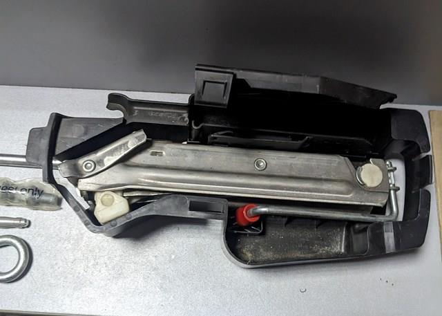 Купити A2038990414 Mercedes 