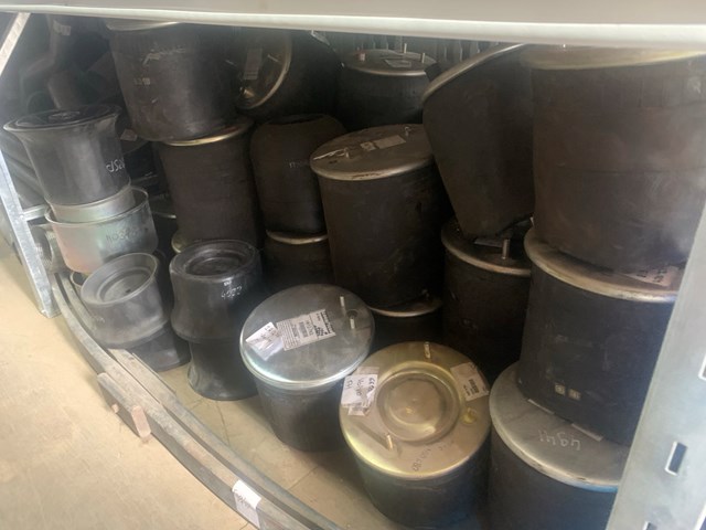 Пневмоподушка/Пневморессора моста переднього GOODYEAR 1R12713 Пневмоподушка/Пневморессора моста переднього GOODYEAR 1R12713