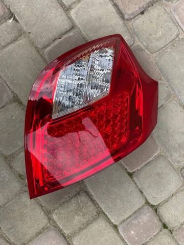 Ліхтар задній лівий Polcar 411887E ціна, від 64.12 USD