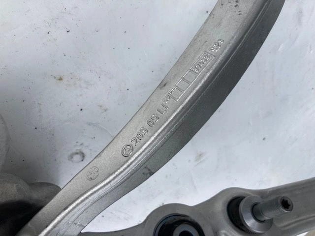 Купити A2053323600 Mercedes 