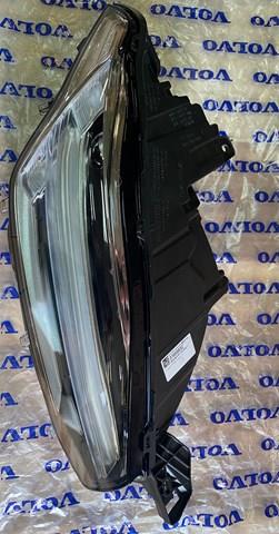 Фара правая Volvo 31655775 ціна, від 950.18 USD