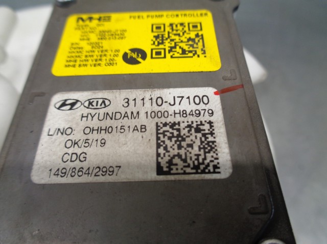 Купити 31110J7100 Hyundai/Kia 