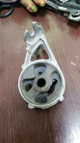 Купити 9674325480 Peugeot/Citroen Подушка глушника