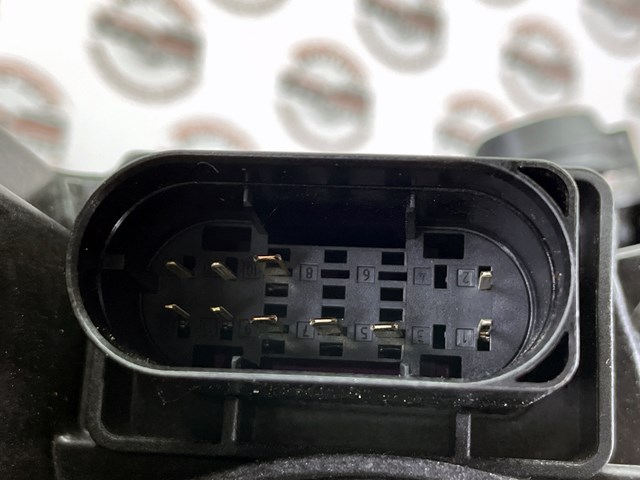 Купити A2069062505 Mercedes 
