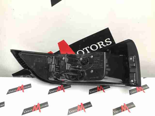 Купити LR072648 Land Rover Задня права фара