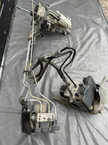 Блок АБС 476609473R Renault (RVI)