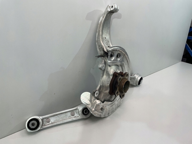 Цапфа передні праві BMW 6884386 ціна, від 215.31 USD