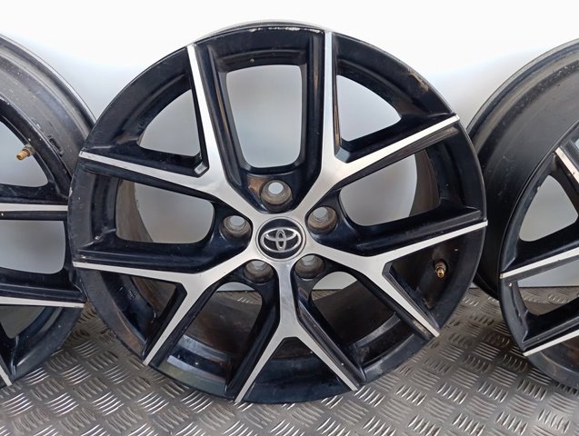 4261142690 Toyota