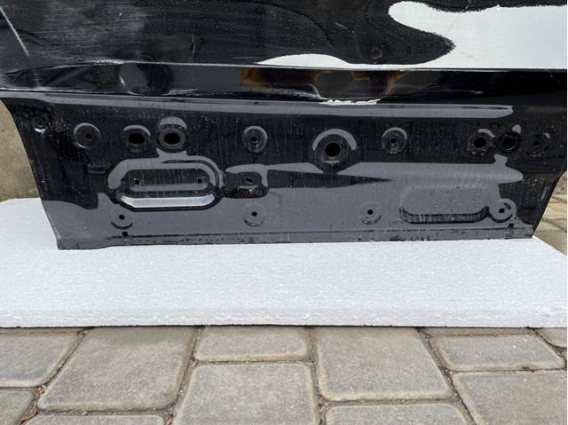 Двері задні, праві Land Rover LR091719 ціна, від 180.49 USD
