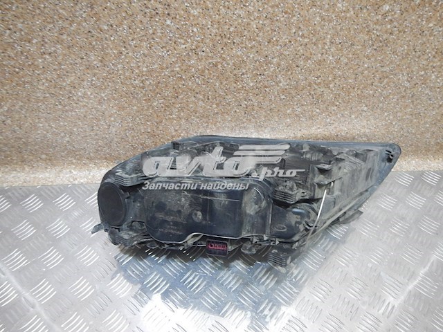Фара права 31383543 Volvo