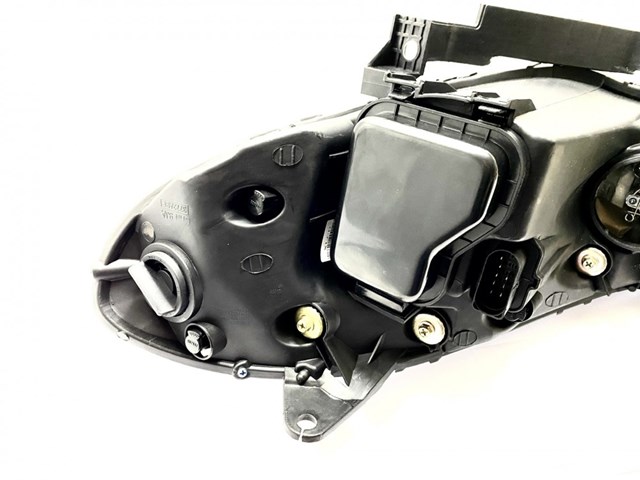 Фара правая Chery A133772020 ціна, від 82.05 USD