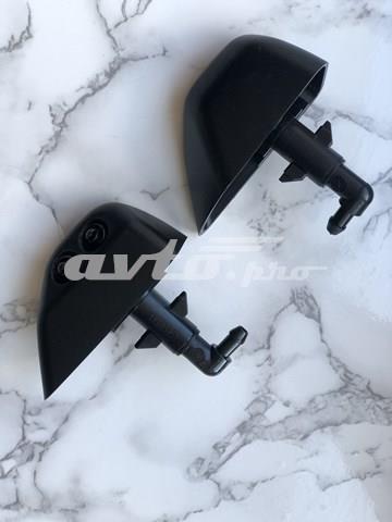 LR003851 Britpart Сопло омивача фари передньої, лівої