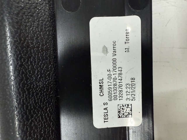 600591700F Tesla Стоп-сигнал заднього скла