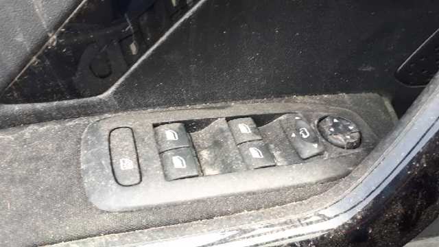  98242539ZD Peugeot/Citroen