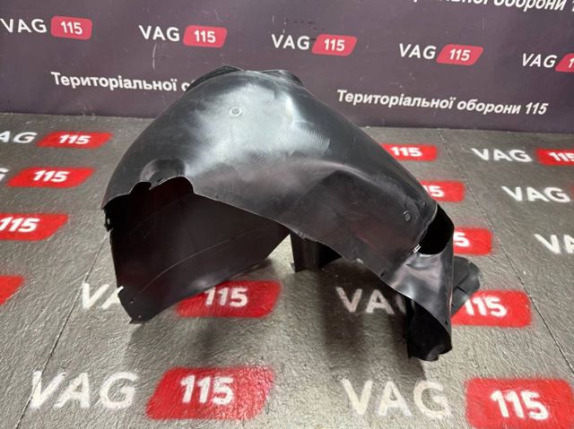 Підкрилки передні праві Signeda PVW11054R