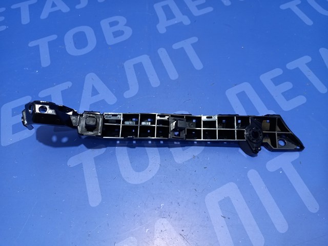 Купити FP6743931 FPS Направляюча переднього бампера, ліва