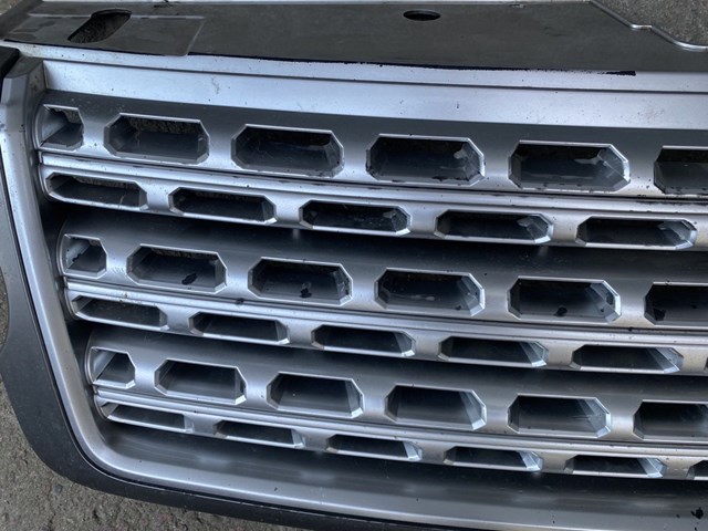 Купити LR034247 Land Rover Захисна решітка радіатора