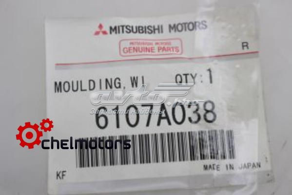 6107A038 Mitsubishi Рама лобового скла