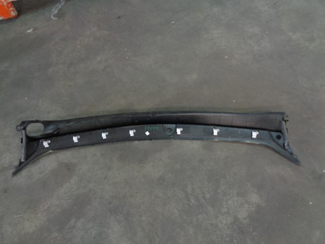  Renault (RVI) 668113105R