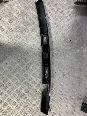 Накладка ляди Land Rover LR077721 ціна, від 126.98 USD