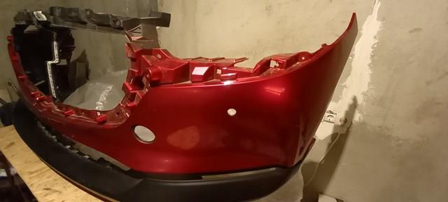 Бампер передній Mazda DFR550031FBB