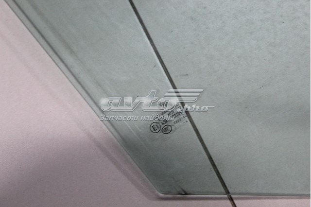 GS7406D302 XYG Скло пасажирських дверей