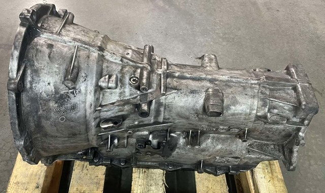 LR093739 Land Rover Автоматична коробка передач