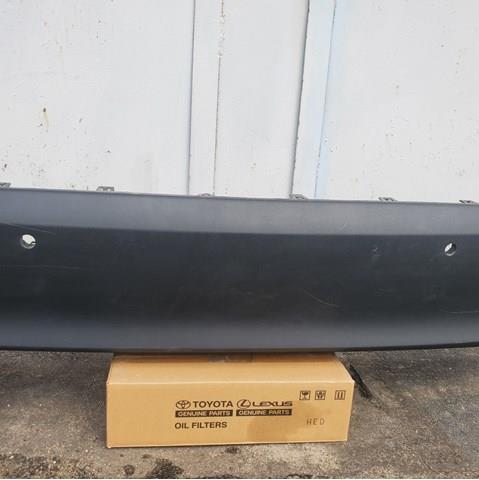 Фартух заднього бампера Toyota 524530D100