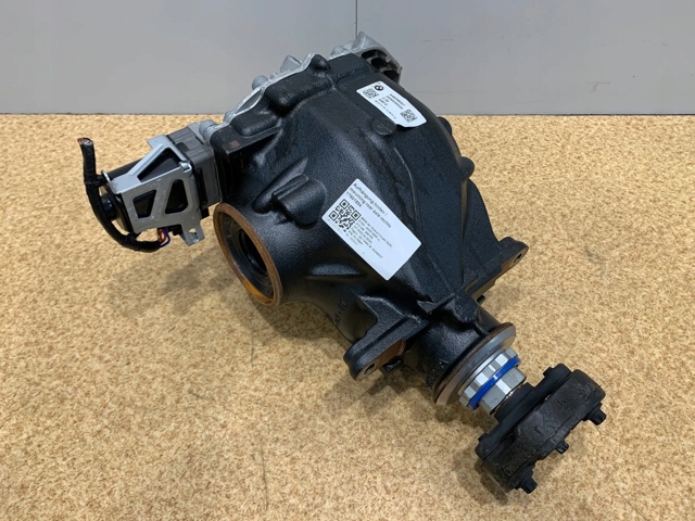  BMW 33108480981