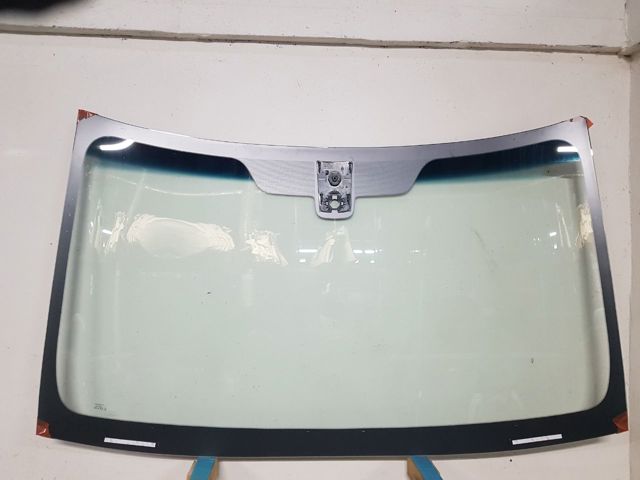 A9106700500 Mercedes Автомобільне скло