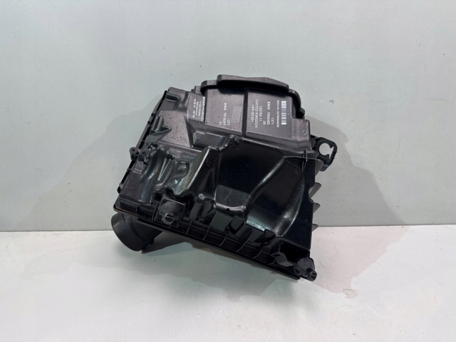 Корпус повітряного фільтра BMW 7609482