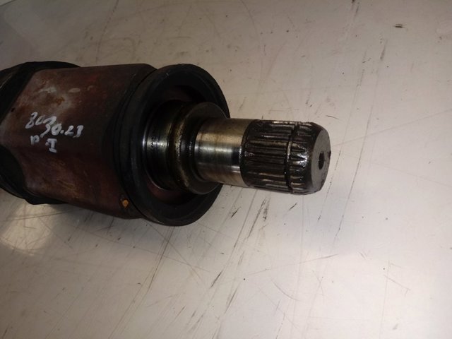7591681 BMW 