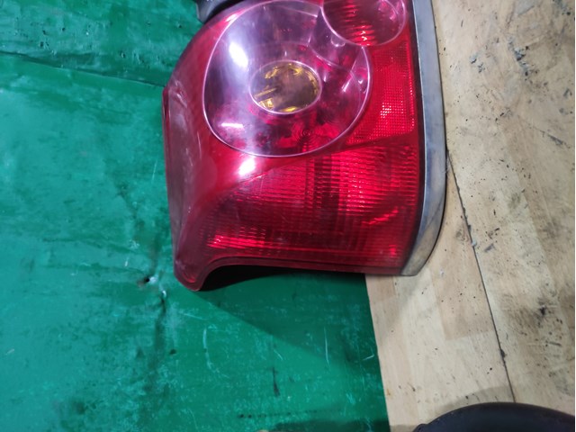 Ліхтар задній лівий Toyota 8156105140 ціна, від 92.04 USD