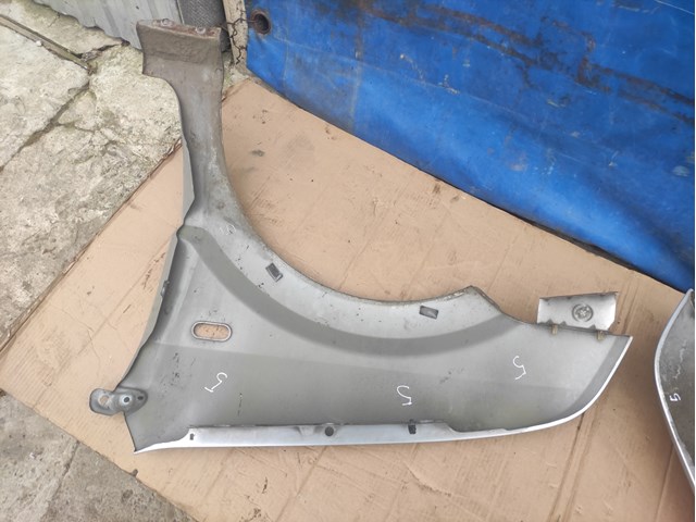 Купити 1215630 Ford Крило переднє ліве