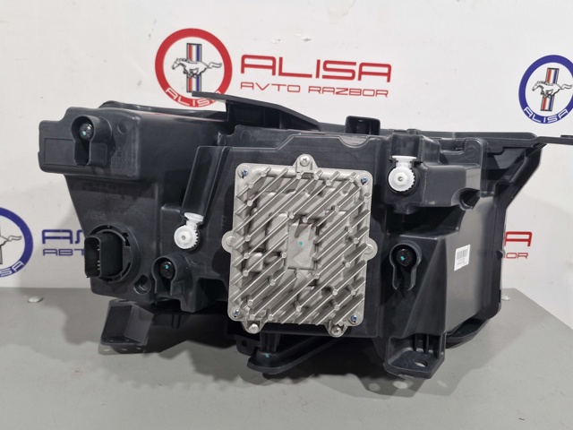 68606235AA Chrysler Фара дальнього світла в зборі