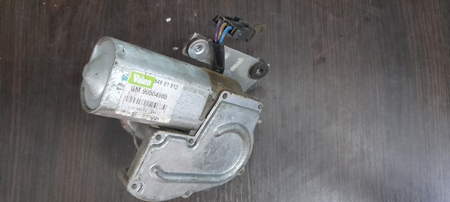 Моторчик заднього склоочисника 90504985 General Motors
