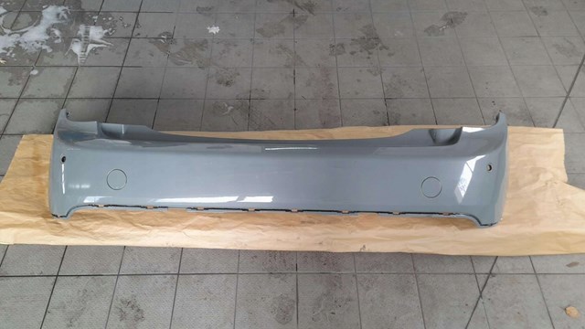 Задній бампер 51127380024 BMW