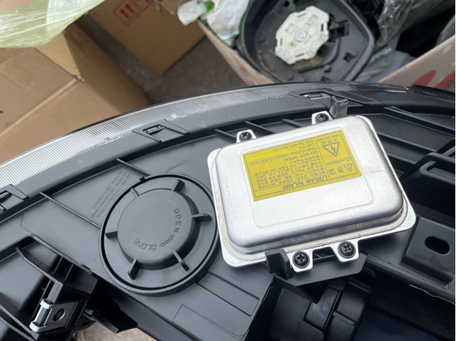 Купити 921013U110 Hyundai/Kia Основна фара в зборі ліва