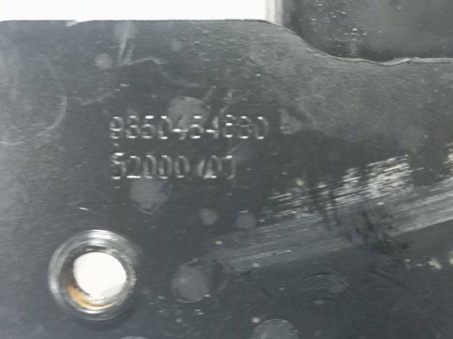 9850454680 Peugeot/Citroen Кронштейн підсилювача переднього бампера