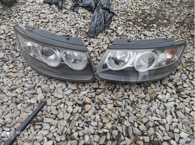 Купити 921022B000 Hyundai/Kia Права блок фара