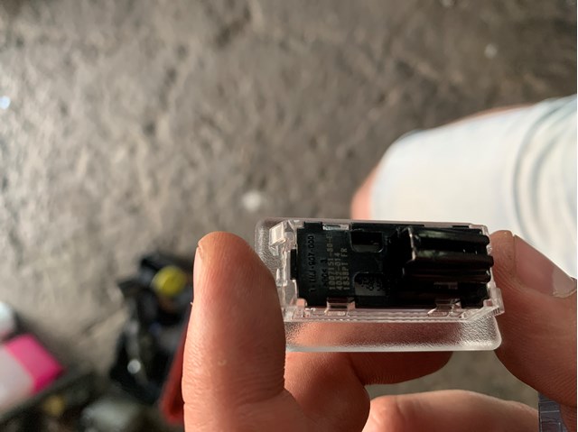 Купити 100715180E Tesla 