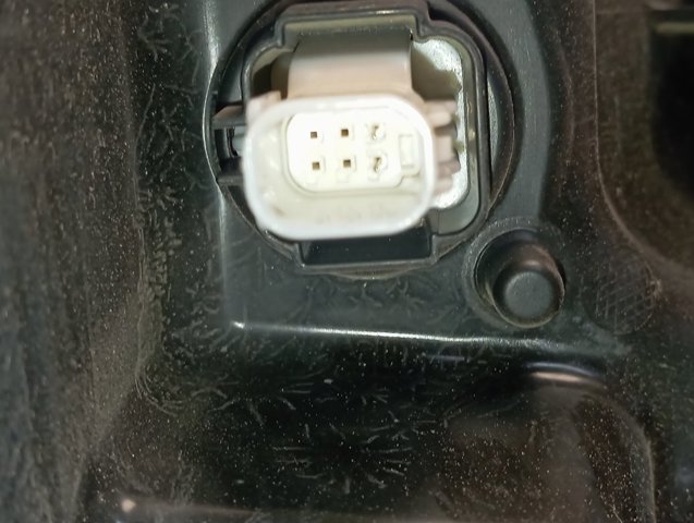 Купити 811300DP30 Toyota Права блок фара