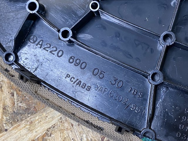  Mercedes A2206900530