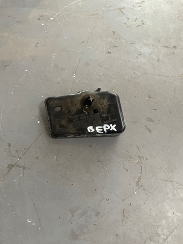 Купити D2BB17E799AA Ford 