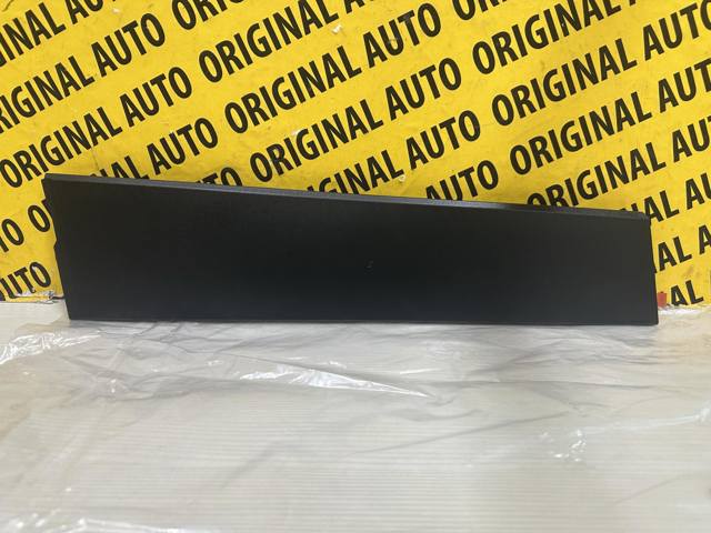 KB7W50M20B Mazda Накладка передніх дверей, лівих, вертикальна