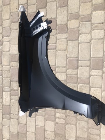 Ліве переднє крило Polcar 5287011 ціна, від 64.42 USD