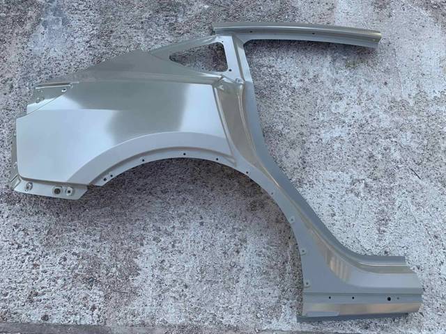 1549231SCA Tesla Крило заднє праве