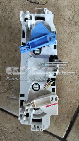 Купити T1001786G Renault (RVI) 