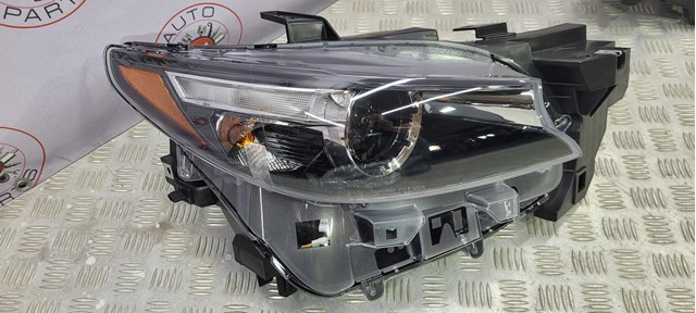 Купити TM52510K0B Mazda Права блок фара