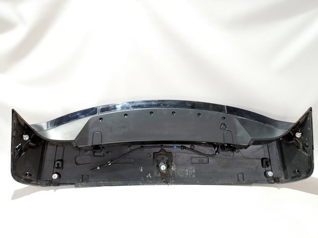 Купити J9C3721LML Jaguar Спойлер на багажник